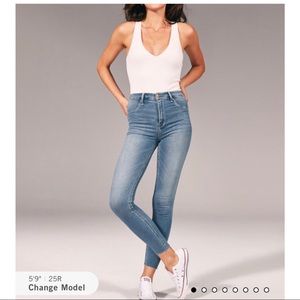 Abercrombie & Fitch Simone Hi Rise Jegging 26